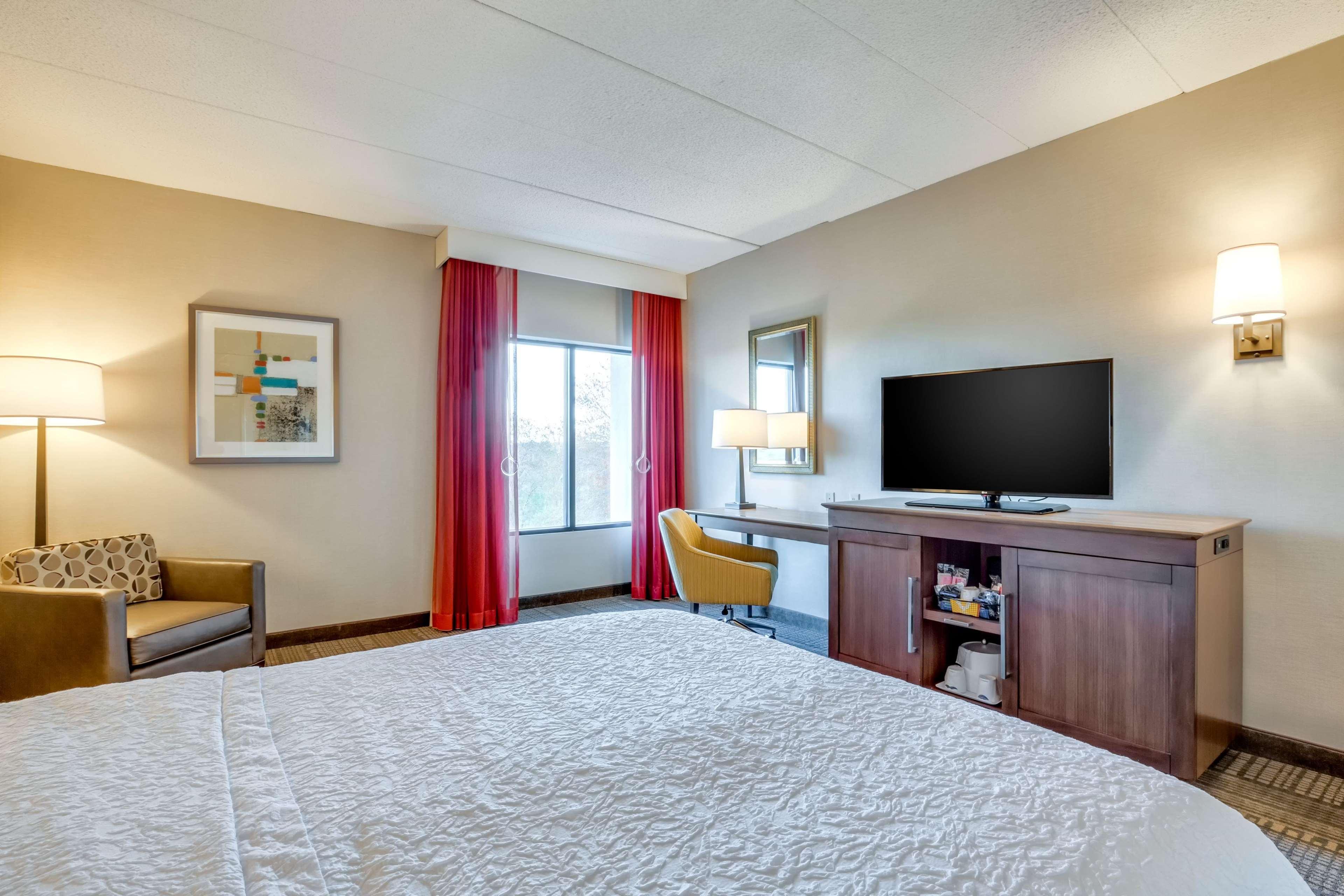 Hampton Inn Boston-Norwood Exterior photo