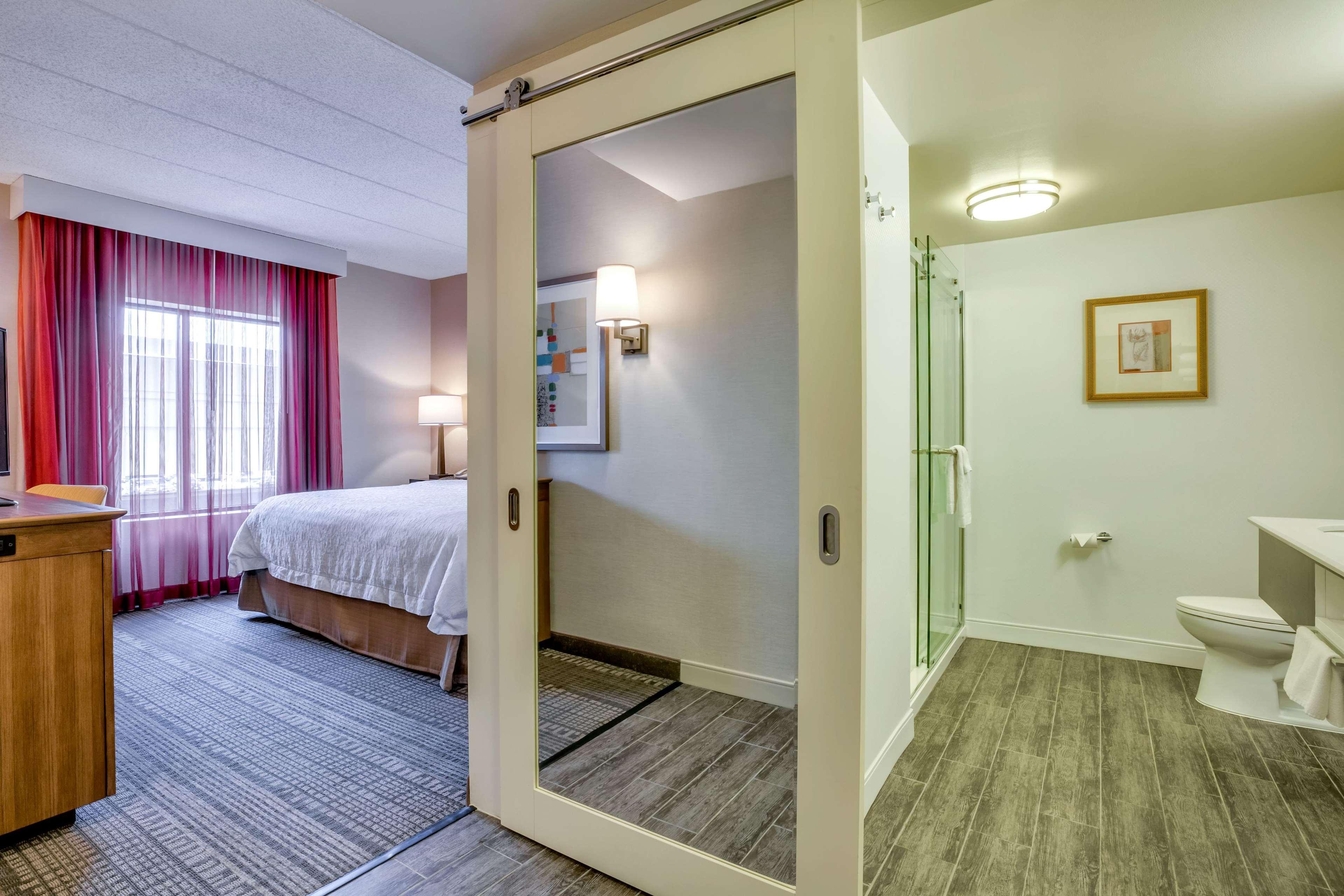 Hampton Inn Boston-Norwood Exterior photo