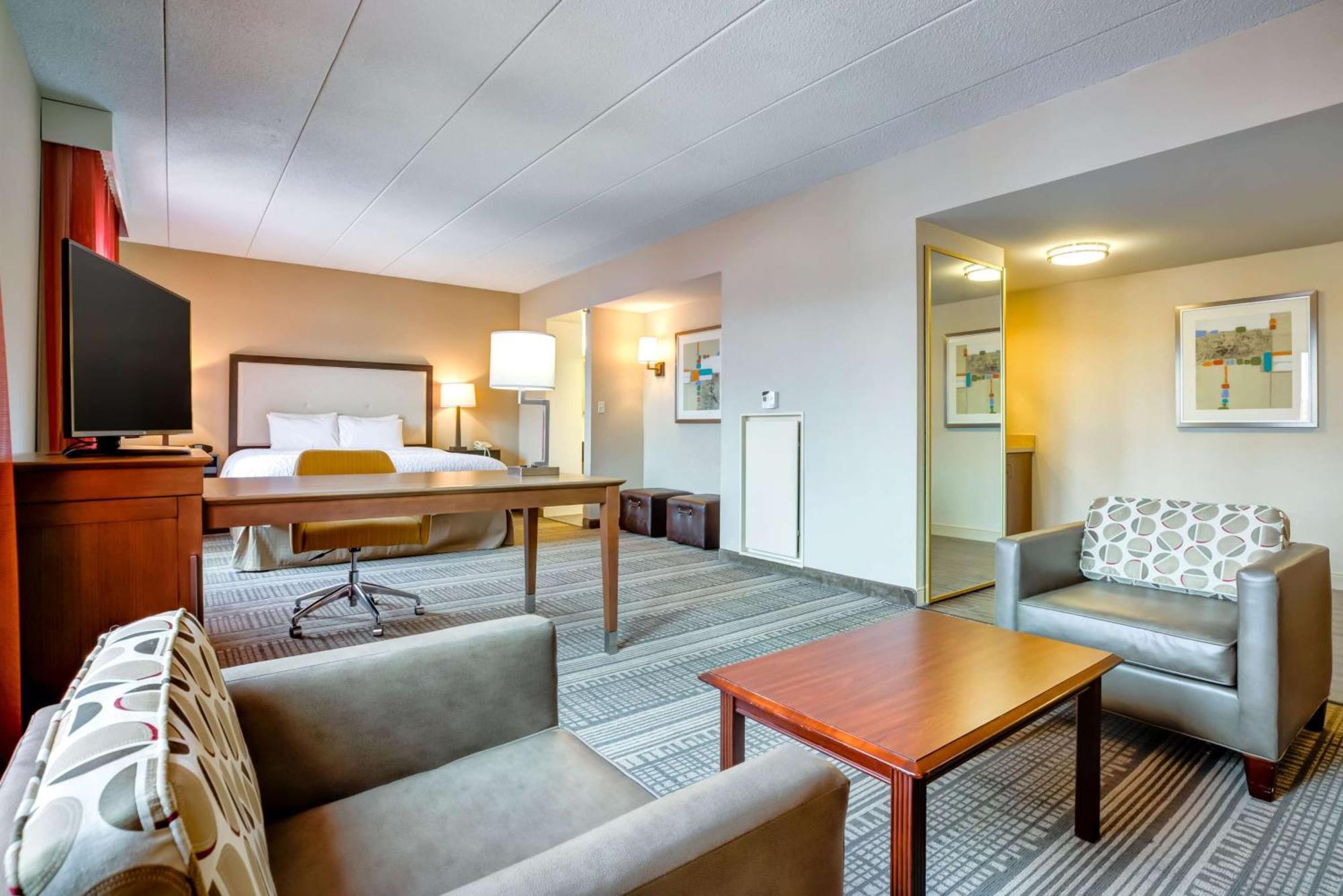 Hampton Inn Boston-Norwood Exterior photo