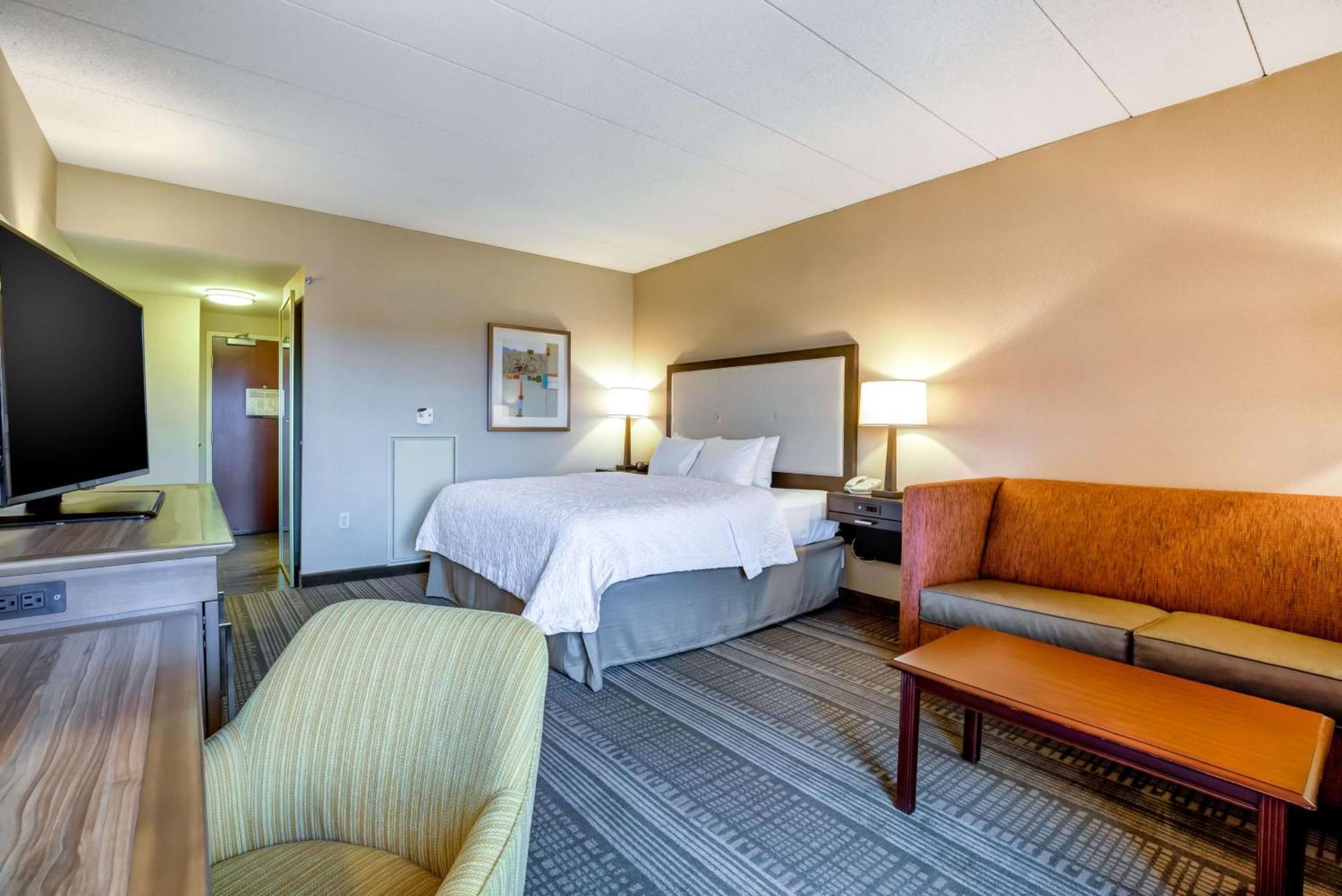 Hampton Inn Boston-Norwood Exterior photo