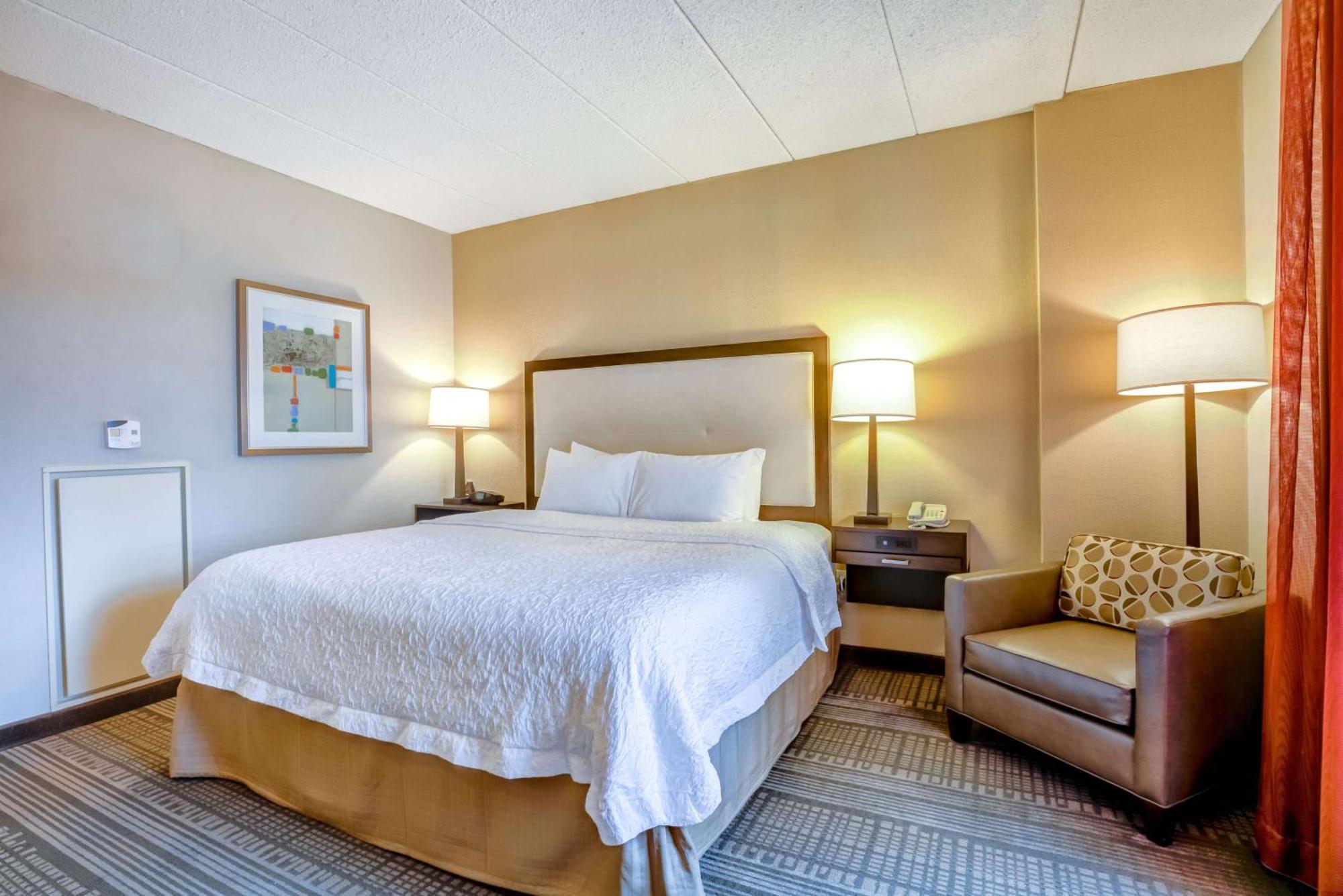 Hampton Inn Boston-Norwood Exterior photo