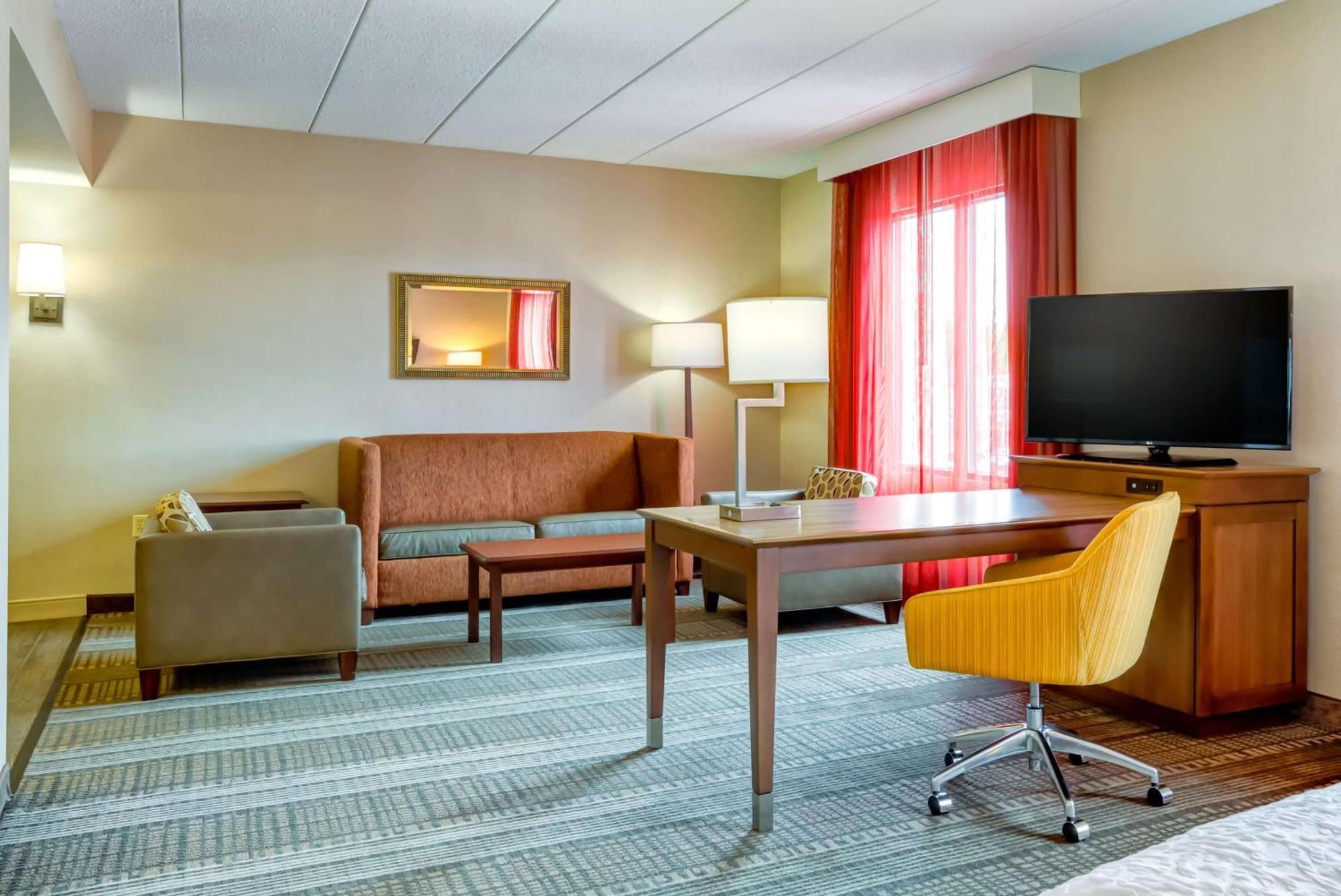 Hampton Inn Boston-Norwood Exterior photo