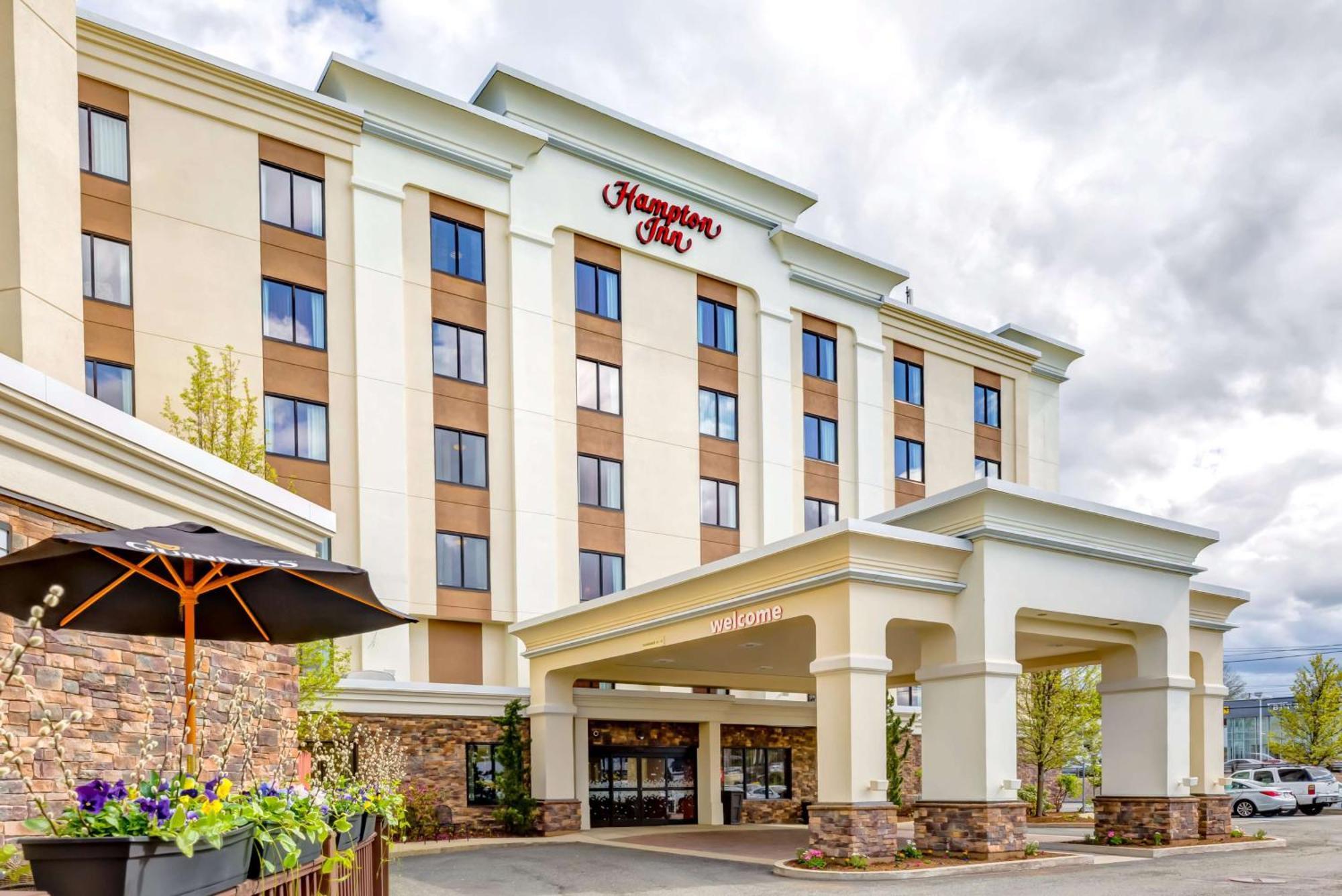 Hampton Inn Boston-Norwood Exterior photo