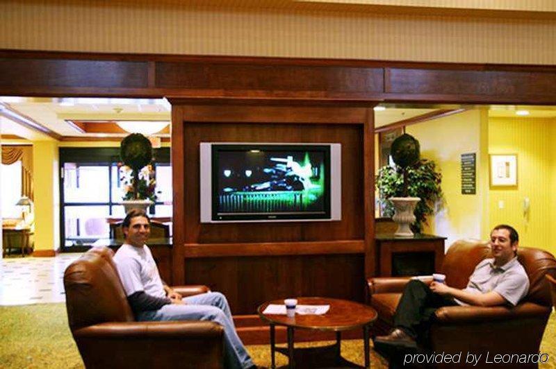 Hampton Inn Boston-Norwood Interior photo