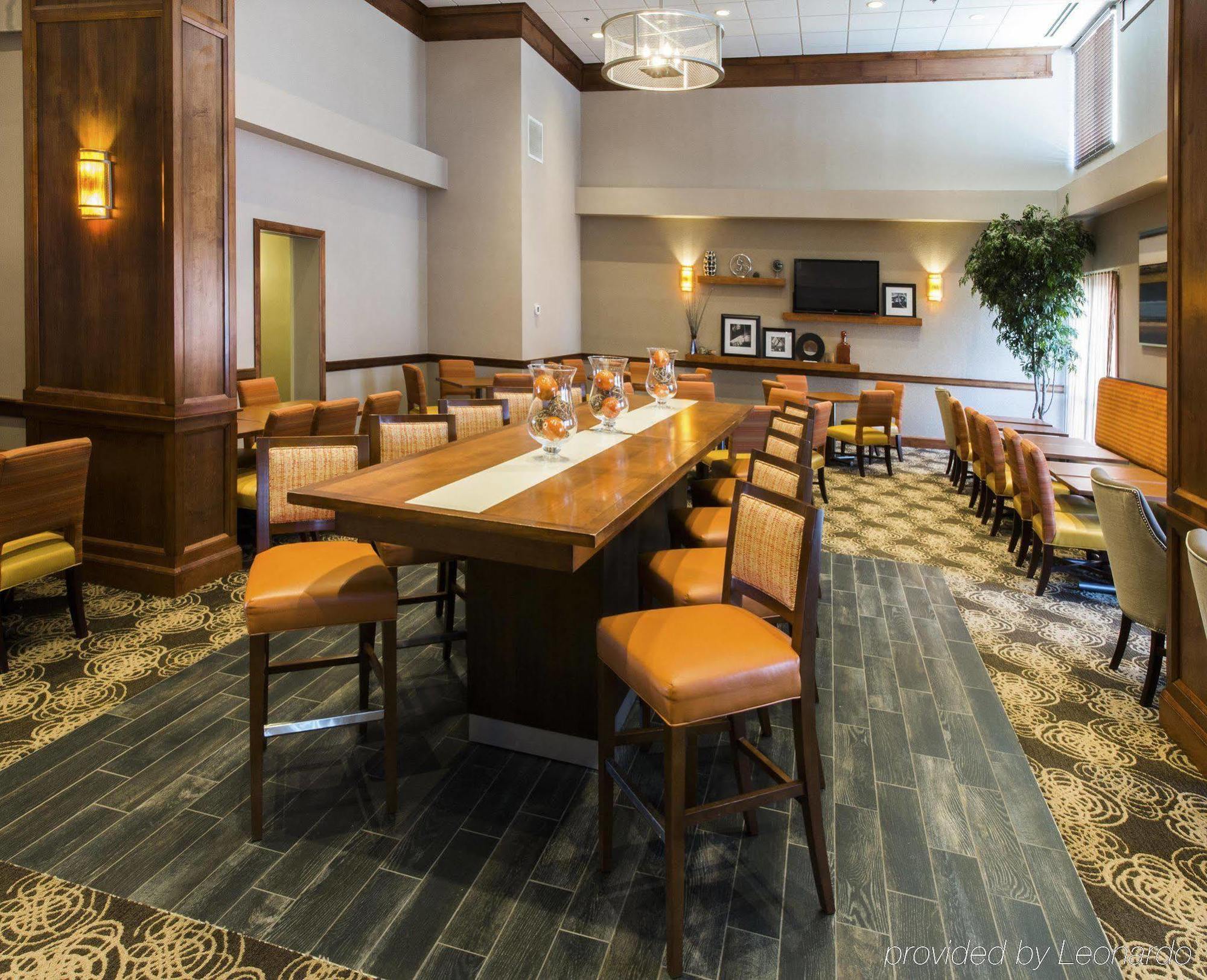 Hampton Inn Boston-Norwood Exterior photo